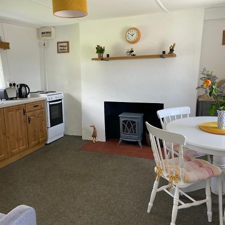 Anne'S Thatched Cottage Kilcar Extérieur photo